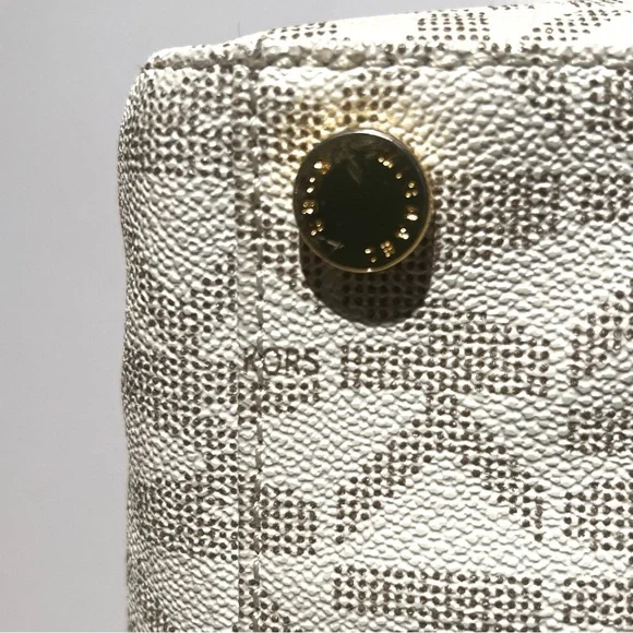 New, Light Brown, Purse By Michael Kors. FREE, Second, MK Gold Logo Ring. - Picture 8 of 13